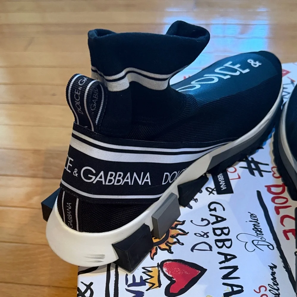 Dolce & Gabbana Black High-Top Sneakers - Picture 4 of 9